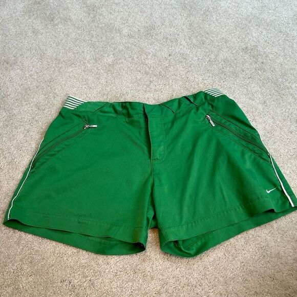 Nike Women’s Medium Activewear Shorts Green Elastic Waist - Picture 1 of 10